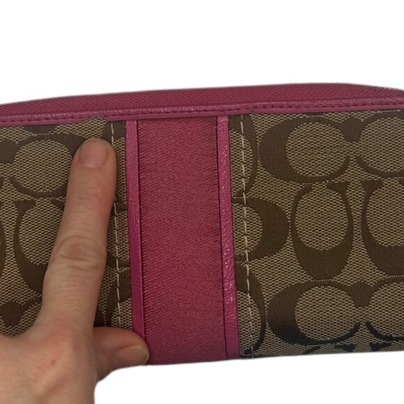 Coach Signature Zip-Around Bifold Wallet Pink Trim | Card Holder | Zip Wallet - Picture 6 of 8